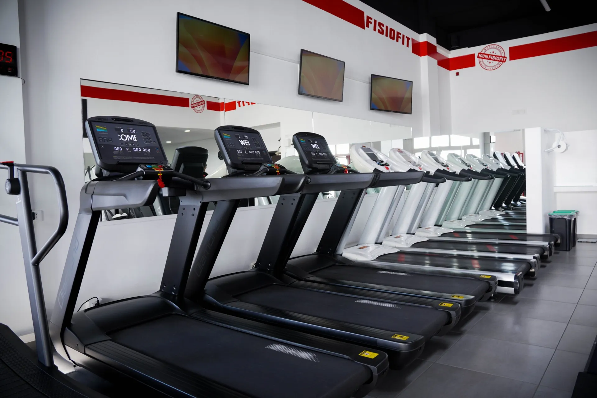 Zona cardio FISIOFIT – tapis roulant professionali